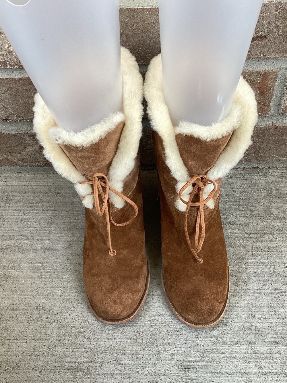UGG Chestnut Brown Suede Shearling-Lined Lace-Up Ankle Boots